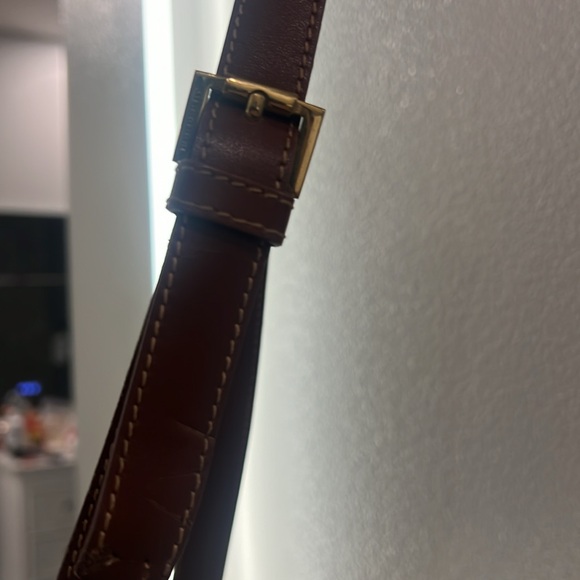 Burberry EUC Drawstring Bucket Crossbody - Picture 17 of 17